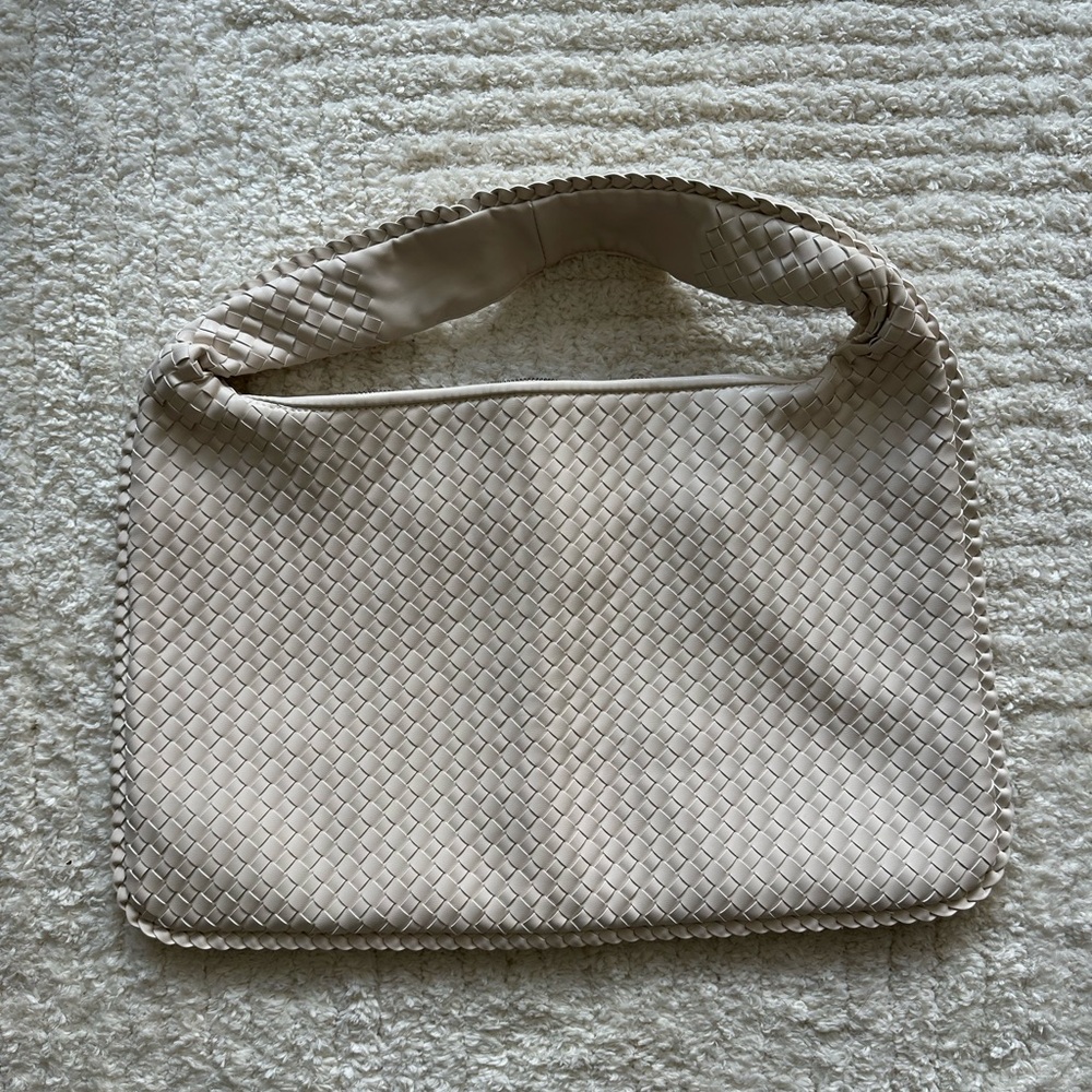 [NEW] Woven Faux Leather Hobo Bag